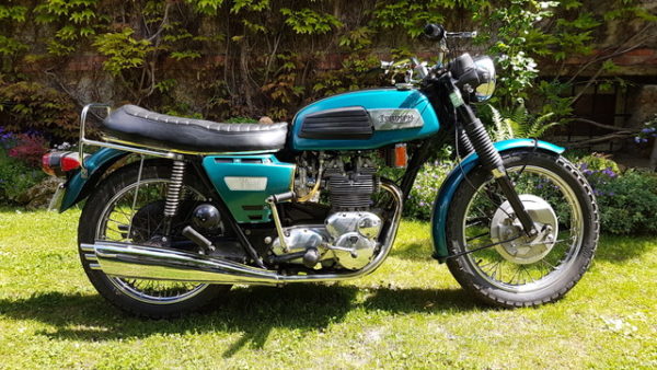 750 TRIUMPH TRIDENT T150 1969
