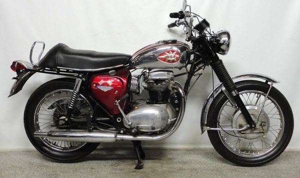 BSA A65 LIGHTNING 1968 – Image 10