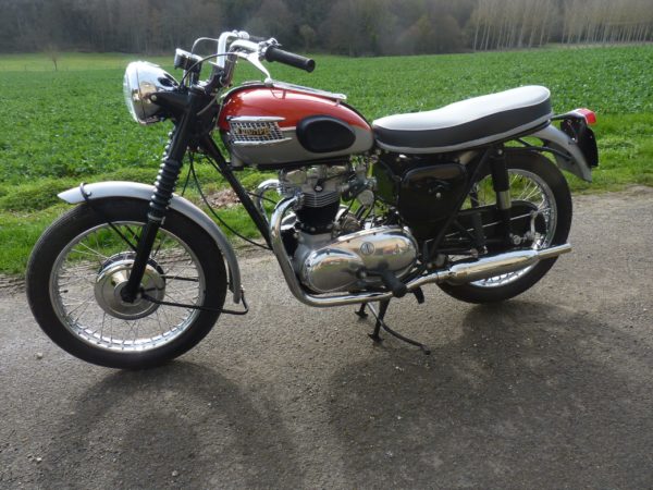 TRIUMPH T120 BONNEVILLE 1962 – Image 2