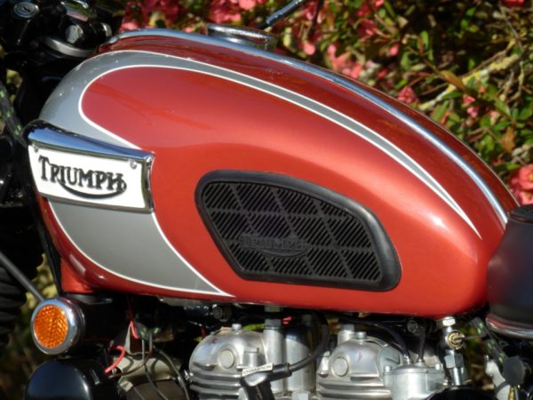 TRIUMPH T120R 1969 – Image 13