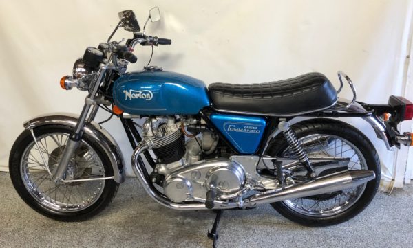 850 NORTON COMMANDO 1974 – Image 2