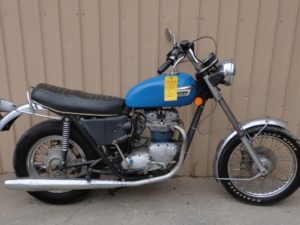 TRIUMPH TR7RV 1973 à restaurer ou base de prépa