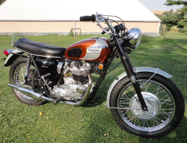 TRIUMPH BONNEVILLE T120R 1969