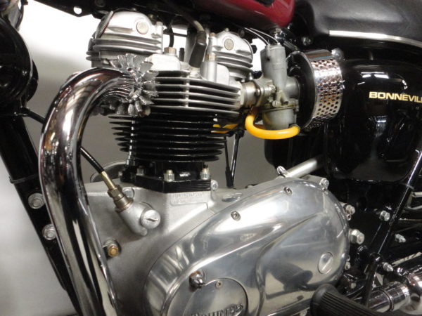 TRIUMPH T120R 1970 – Image 4