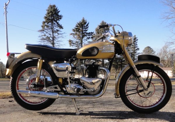 TRIUMPH 6T THUNDERBIRD 1957
