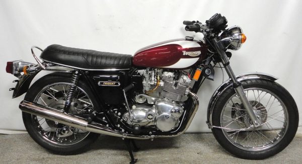 TRIUMPH T160 TRIDENT 1975