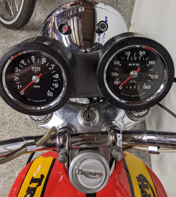 750 TRIUMPH HURRICANE 1973 – Image 3