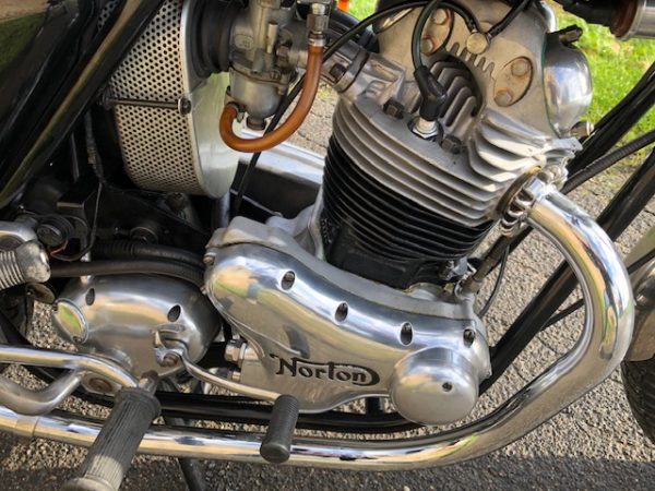 NORTON COMMANDO 850 1974 – Image 3