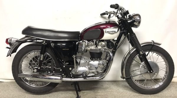 TRIUMPH T120R 1967