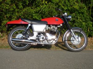 NORTON COMMANDO 750 FASTBACK 1968