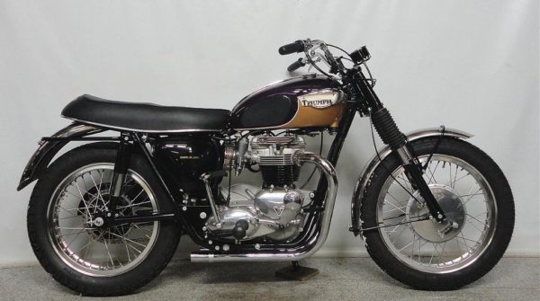 TRIUMPH BONNEVILLE  T120TT 1967