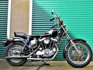 HARLEY DAVIDSON – 1000 – XLCH - SPORTSTER – IRONHEAD