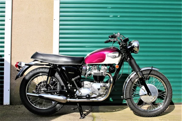 TRIUMPH T120 R Bonneville - 1967