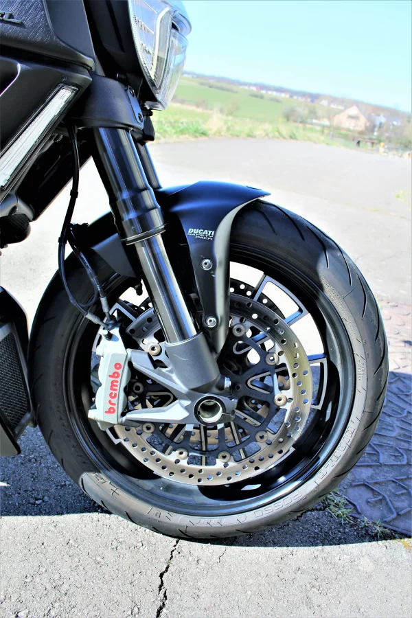 DUCATI 1200 DIAVEL DIAVEL - 2015 – Image 13