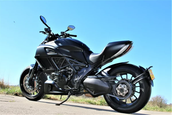 DUCATI 1200 DIAVEL DIAVEL - 2015 – Image 19