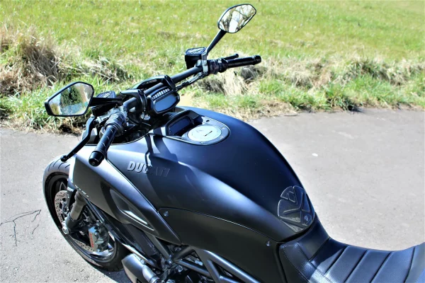 DUCATI 1200 DIAVEL DIAVEL - 2015 – Image 24
