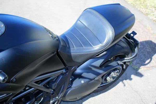 DUCATI 1200 DIAVEL DIAVEL - 2015 – Image 25