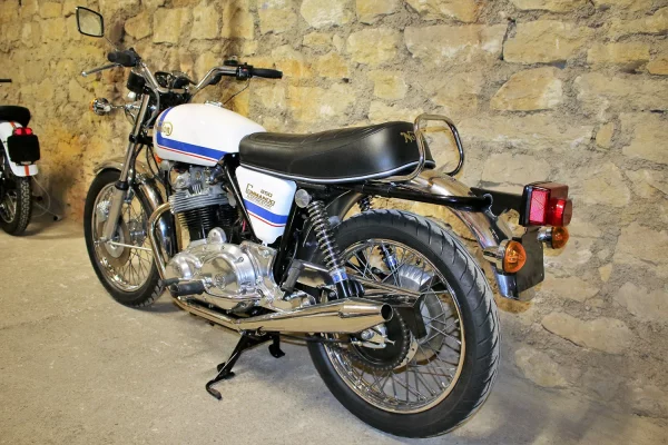 NORTON 850 COMMANDO ROADSTER - 1975 – Image 16