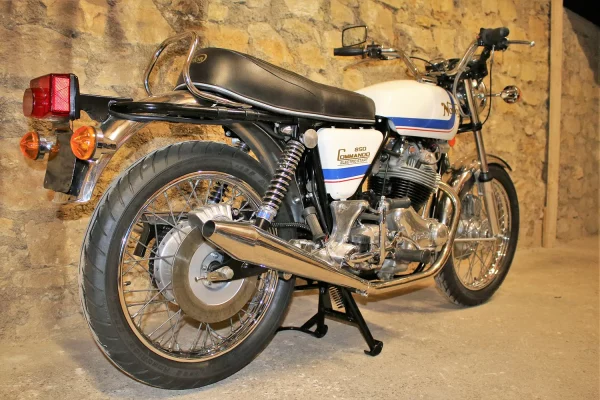 NORTON 850 COMMANDO ROADSTER - 1975 – Image 21