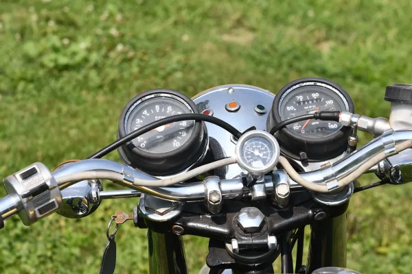 TRIUMPH 750 T150 TRIDENT - 1974 – Image 5