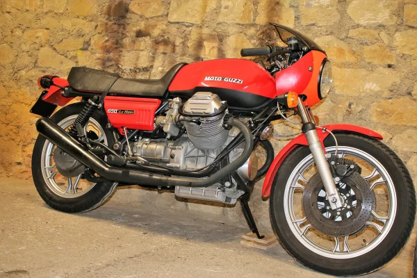 MOTO GUZZI 850 LE MANS LE MANS - 1976 – Image 3