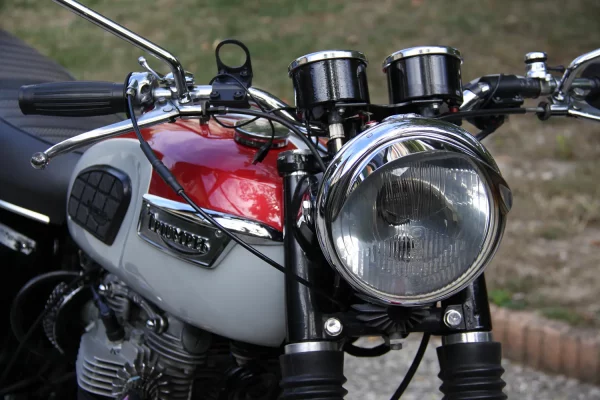 TRIUMPH 650 T120R BONNEVILLE - 1969 – Image 3