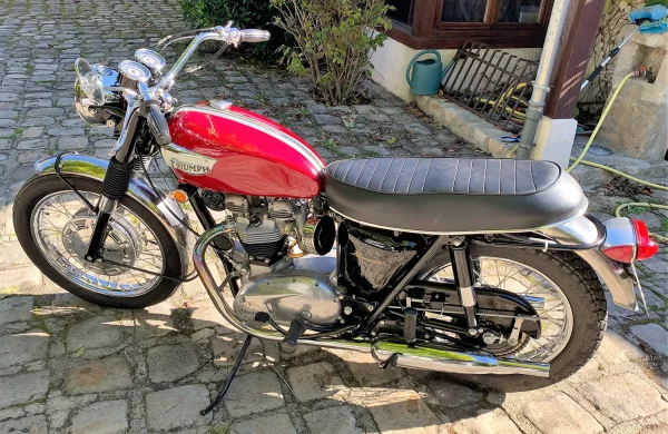 TRIUMPH 650 T120R BONNEVILLE - 1968