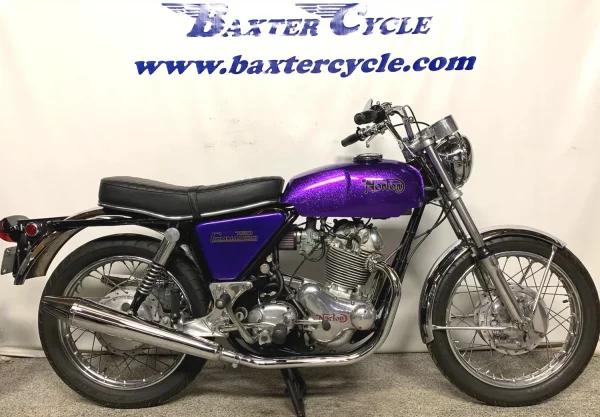NORTON 750 COMMANDO ROADSTER - 1970 – Image 2