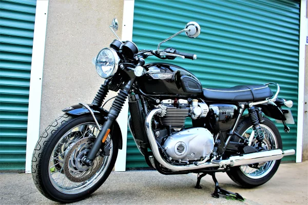 TRIUMPH 1200 T120 BONNEVILLE - 2019 – Image 10