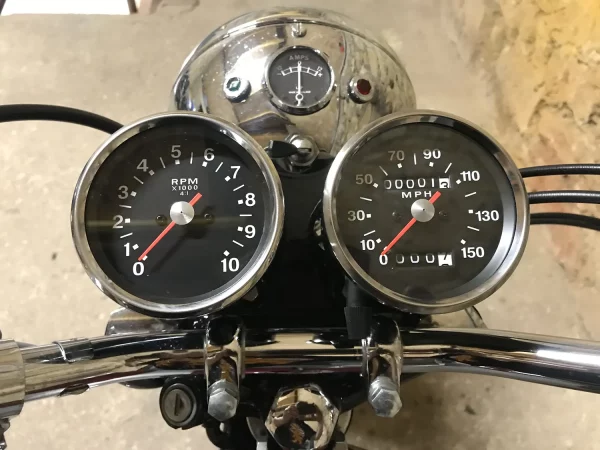 TRIUMPH 650 T120R BONNEVILLE - 1970 – Image 24