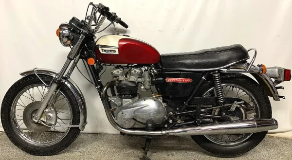 TRIUMPH 650 T140 BONNEVILLE - 1974 – Image 2