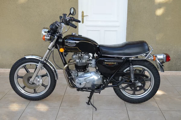 TRIUMPH 750 T140 BONNEVILLE - 1979 – Image 3