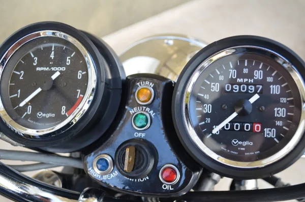 TRIUMPH 750 T140 BONNEVILLE - 1979 – Image 4