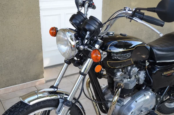 TRIUMPH 750 T140 BONNEVILLE - 1979 – Image 12