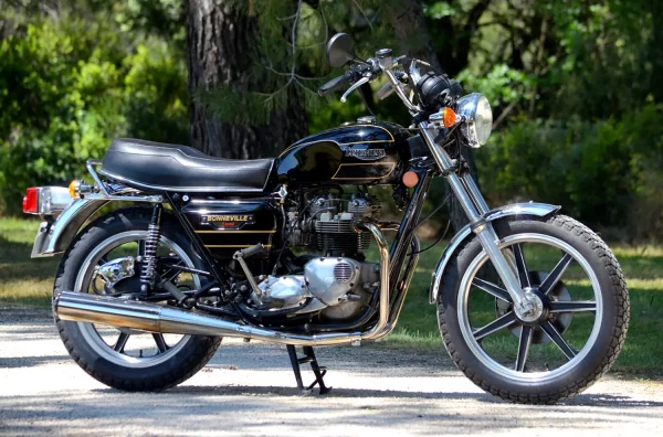 TRIUMPH 750 T140 BONNEVILLE - 1979 – Image 15
