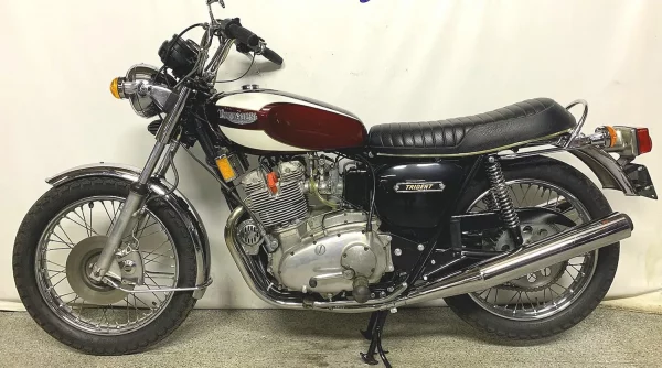 TRIUMPH 750 T160 TRIDENT - 1975 – Image 7