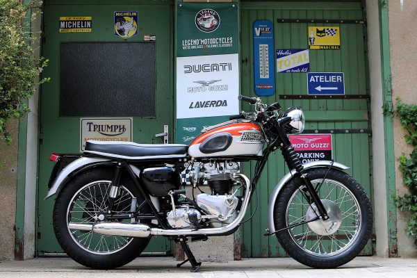 TRIUMPH 650 T120 R BONNEVILLE - 1962