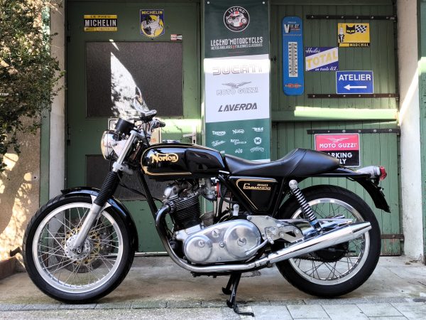 NORTON 850 COMMANDO ROADSTER - 1974 – Image 12
