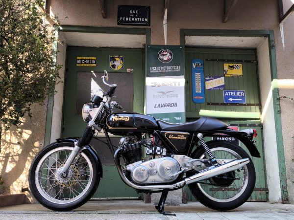 NORTON 850 COMMANDO ROADSTER - 1974 – Image 14