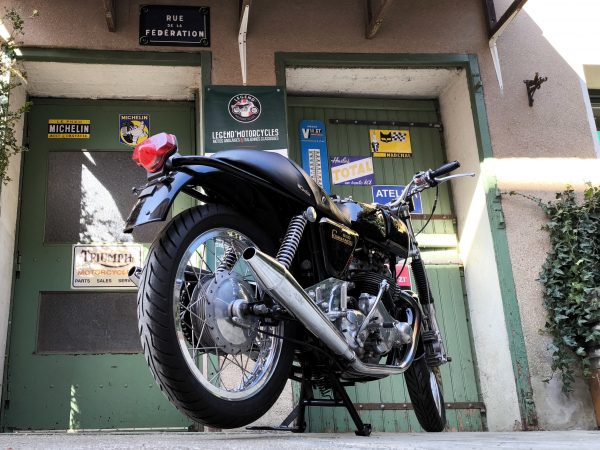 NORTON 850 COMMANDO ROADSTER - 1974 – Image 25
